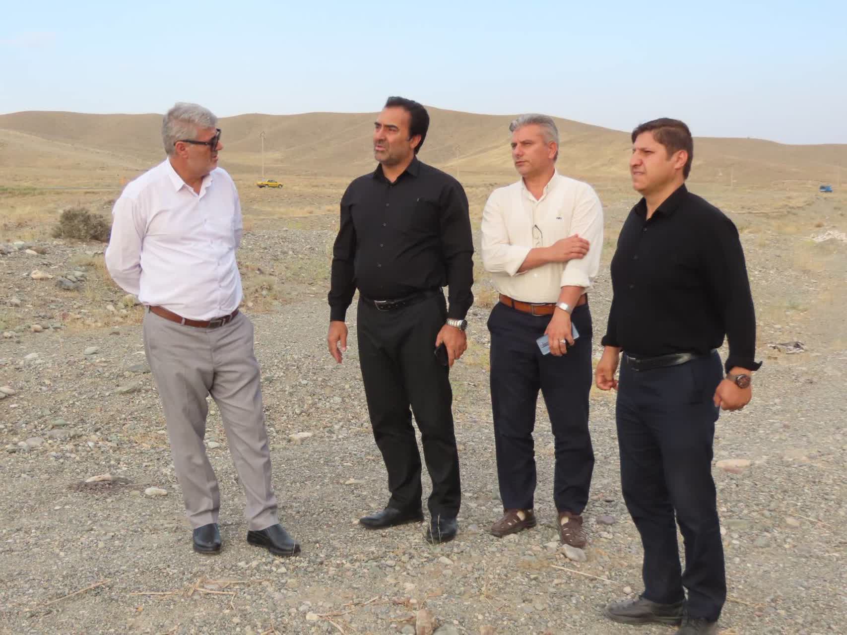 بازدید فرماندار از روستای قنات باقر بیگ در شهرستان چایپاره