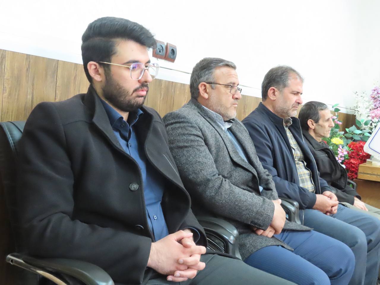 بازدید سرزده سعید شکورزاده فرماندار چایپاره از مدیریت آموزش و پرورش