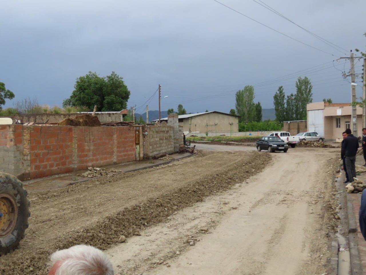 بازدید فرماندار از اجرای طرح هادی روستای حسین بگلو